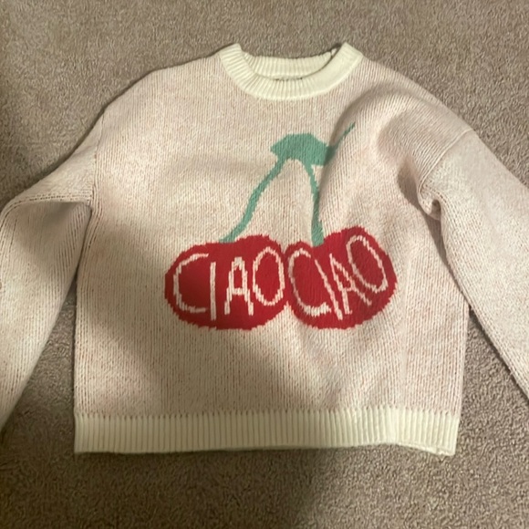 Target Sweaters - Target cute sweater - medium - wore twice - keeps you very warm